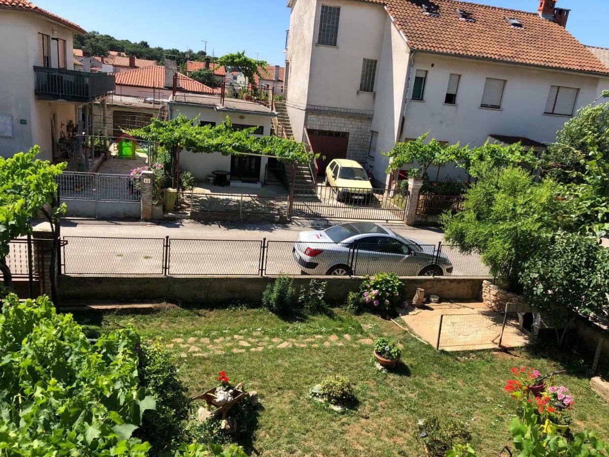 Davor Appartement Pula Buitenkant foto